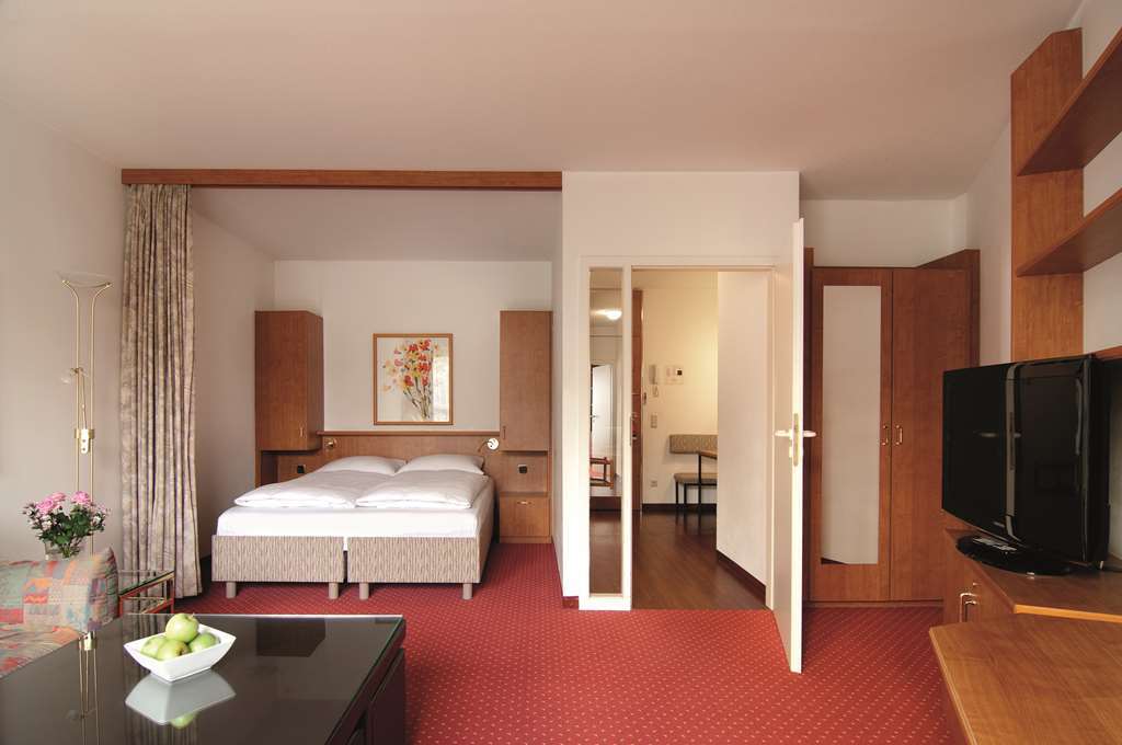 Derag Livinghotel Appartements Johann Wolfgang Frankfurt am Main Kamer foto